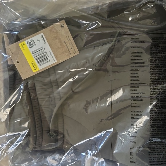 Nike Dri-FIT PrimaWomen's High-Waisted 7/8 Training Pants Small - Picture 2 of 5